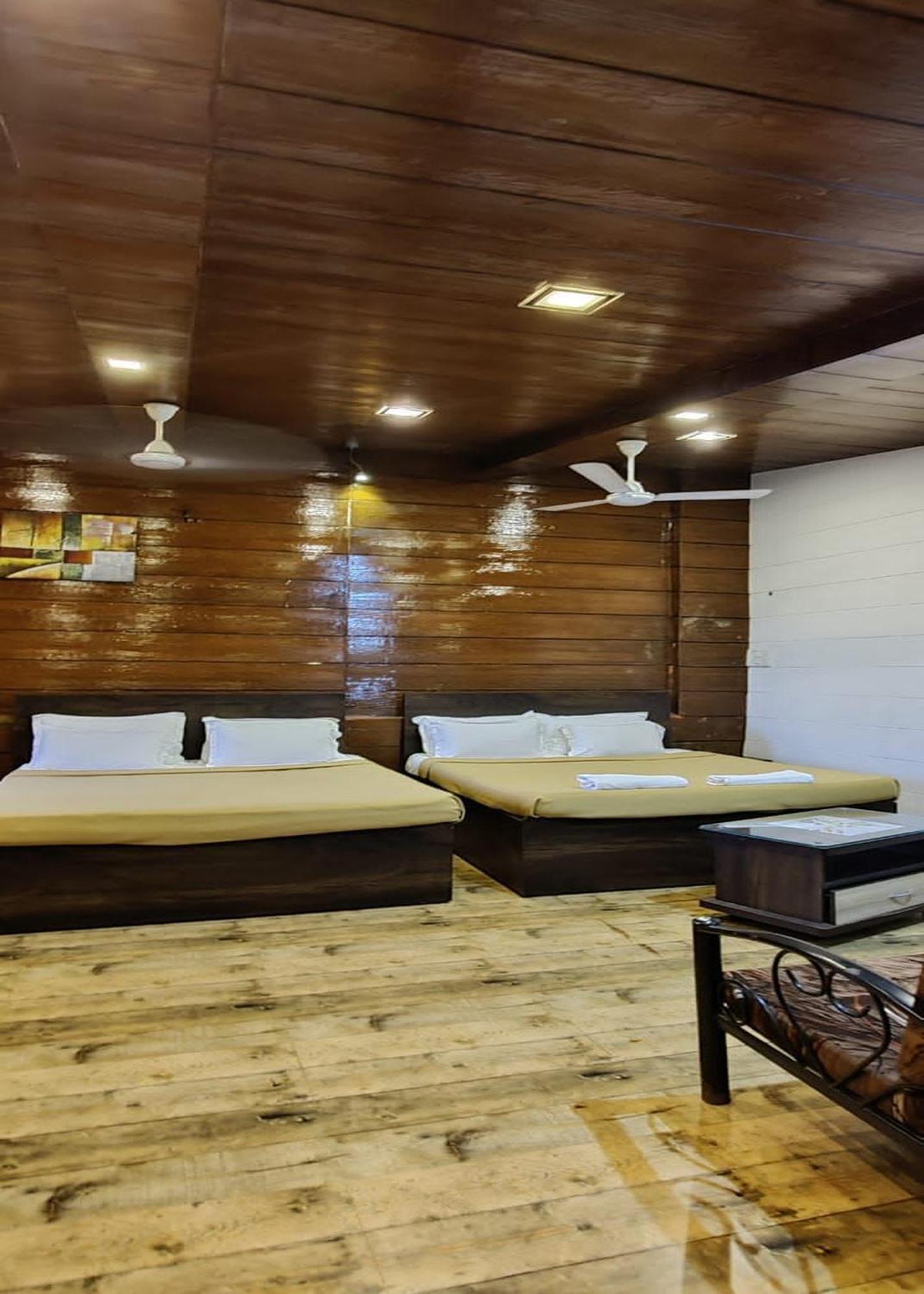 Turning Point Resort Kasāra Kültér fotó